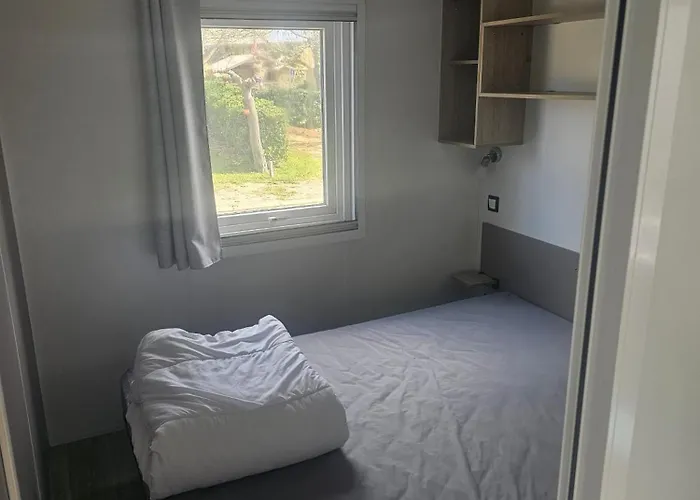 Mobil Premium L048 Campingplatz Narbonne
